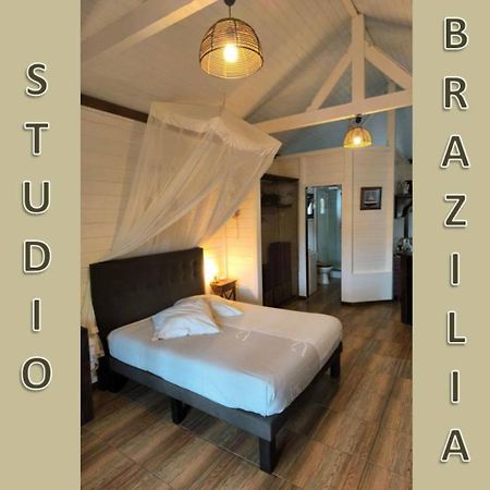 Studio Brazilia Bois Et Nature, Terrasse Avec Vue Sur Les Pitons Льо Робер Екстериор снимка